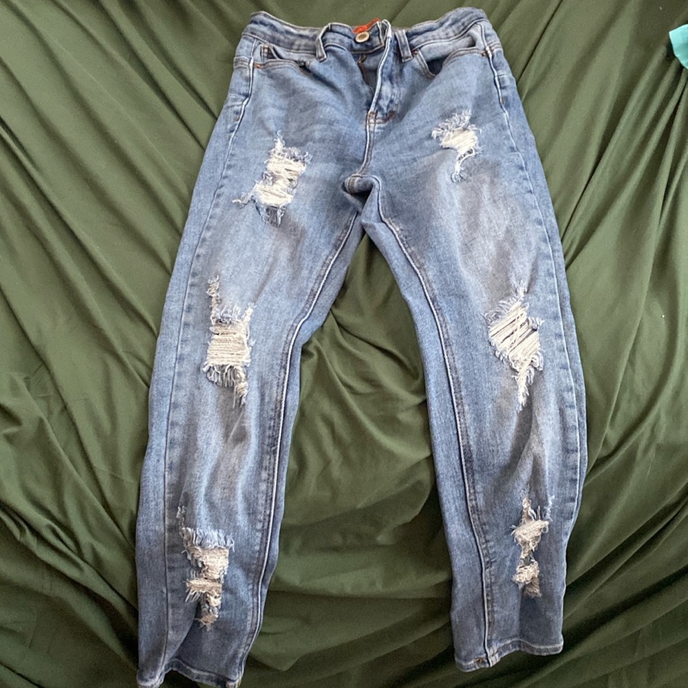 Super stylish butt lifting ripped jeans